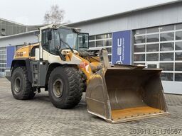 LIEBHERR L566 XPower Radlader 27,5 Ton *11.900 h *Waage