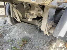 Maur Bilpåbygg 3-axle tipping semi-trailer for sale as a repair o
