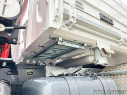 Mercedes-Benz Arocs 3348 6x4 BB Dreiseitenkipper FASSI F195A