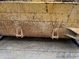 Caterpillar D9U Blade