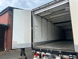 SCHMITZ CARGOBULL SCB S3B Kühlkoffer Schmitz Lenk Lift Bi-Temp Dop