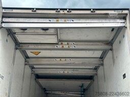 SCHMITZ CARGOBULL SCB S3B Kühlkoffer Schmitz Lenk Lift Bi-Temp Dop