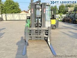 Combilift CB3000 DIESEL TRIPLEX 4900 POSITIONER