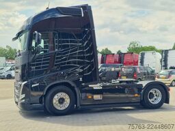 Volvo FH 13.500 Globetrotter XL 4x2 - NEW - Full spec...