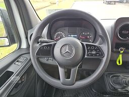 MERCEDES-BENZ SPRINTER 317 L2H2 RWD Mbux