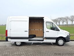 MERCEDES-BENZ SPRINTER 317 L2H2 RWD Mbux