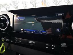 MERCEDES-BENZ ESPRINTER L2H2 300 KM WLTP LED