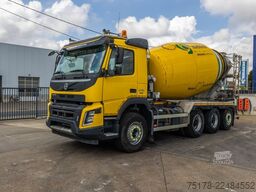 VOLVO FM 370 - LIEBHERR 10m3
