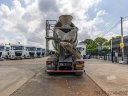 VOLVO FM 370 - LIEBHERR 10m3