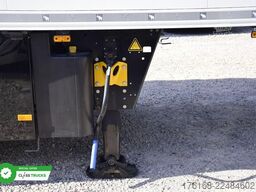 SCHMITZ CARGOBULL SKO FP 60 ThermoKing SLXi 300