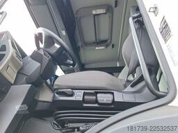 MAN TGL 8.190 4×2 / sleeper cab / 80 tho. km
