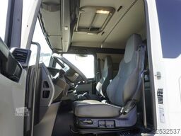 MAN TGL 8.190 4×2 / sleeper cab / 80 tho. km