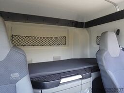 MAN TGL 8.190 4×2 / sleeper cab / 80 tho. km