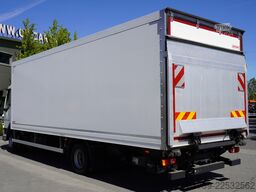 DAF LF 12.210 18-pallet container with tail