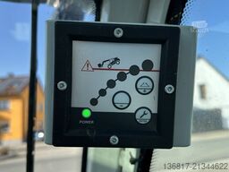 SENNEBOGEN 355 E MULTICAB Zusatzhydr. Greifschaufel 2,50 m³