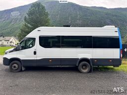 Iveco A60C17 Minibus – 23 Seats