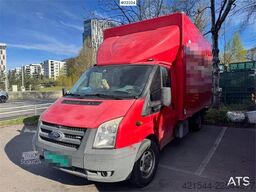 Ford Transit 8-pallet box truck – repair object