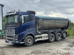 Volvo FH16 8x4 Tipper Truck with Asphalt Body and Stone