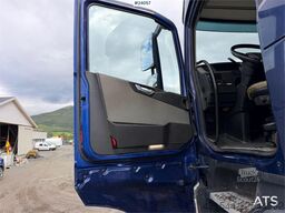 Volvo FH16 8x4 Tipper Truck with Asphalt Body and Stone