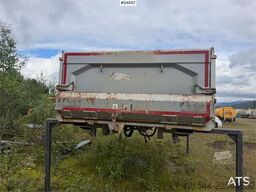 Volvo FH16 8x4 Tipper Truck with Asphalt Body and Stone