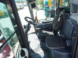 ROSTSELMASH VECTOR 425 RSM-101 grain harvester+Heade