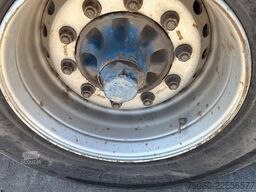 Renders ROC12.27N (DRUM BRAKES / FREINS TAMBOURS / REMO...