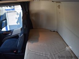 MERCEDES-BENZ Actros 1843 4x2 E6 AHK Retarder Fahrschulpedale