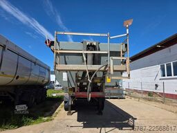 SCHMITZ CARGOBULL ca. 26 cbm Hlabrund Hinterkipper, Lift