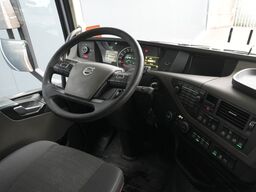 Volvo FH 420 6X2 Adr tractor unit