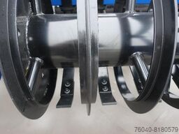 Multi purpose subsoiler U638 4 m 12 dents