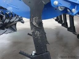 Multi purpose subsoiler U638 4 m 12 dents