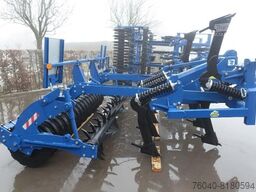 Multi purpose subsoiler U638