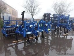 Multi purpose subsoiler U638