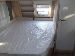 Hobby De Luxe 560 KMFe 2000kg Vorzeltaußensteckdose