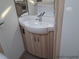 Hobby De Luxe 560 KMFe 2000kg Vorzeltaußensteckdose