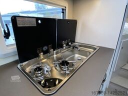 BÜRSTNER Lineo T 690 G, Winterpaket,6E,XENON,SAT,TV,RFK