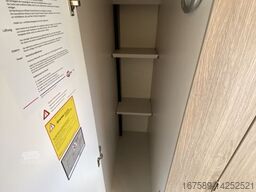 BÜRSTNER Lineo T 690 G, Winterpaket,6E,XENON,SAT,TV,RFK