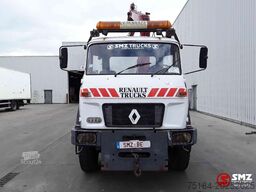 Renault TRM 4000 depannage /grue 4x4