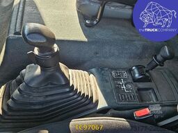 Renault Premium 300