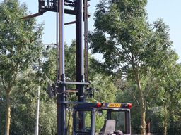 Kalmar DCE 70-6 HE | SIDESHIFT | SPREADER | 7 TON