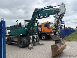 Liebherr A910 Compact