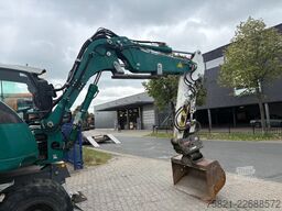 Liebherr A910 Compact