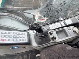 Liebherr A910 Compact