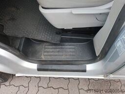 VOLKSWAGEN T5 1.Hand / 4Motion / Werkstatt / SHZ / Fn: A11