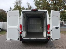 PEUGEOT Boxer Kasten Hochraum 333 L2H2 Pro BlueHDi 140 S