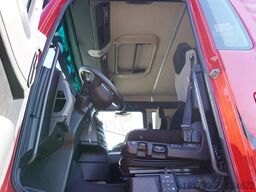 MAN TGX 33.640 6x4 tractor unit / GVM 70 t