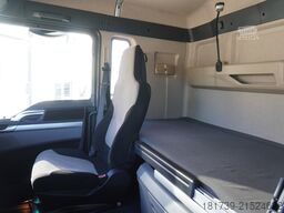 MAN TGX 33.640 6x4 tractor unit / GVM 70 t