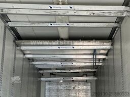 SCHMITZ CARGOBULL SKO 24 Thermo-King, Trennwand, Blumenbreite