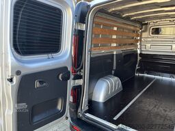 Renault Trafic 1.6 dCi T27 L1H1 BTW VRIJ!! Airco Cruise...