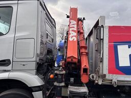 MERCEDES-BENZ Arocs 4 6x4 Dreiseitenkipper mit Ladekran